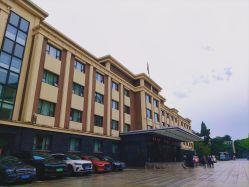 -华东饭店·园林式婚礼宴会厅酒店