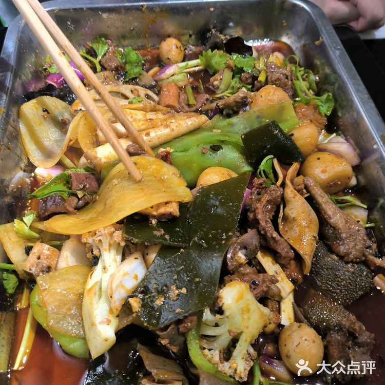 歆瑞源油卤串串🍢 海椒市串串老网红