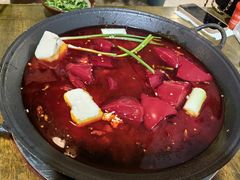 -黄潇洒老火锅(九眼桥宏济巷店)