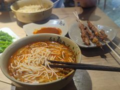 -亮亮拉面(师范路店)
