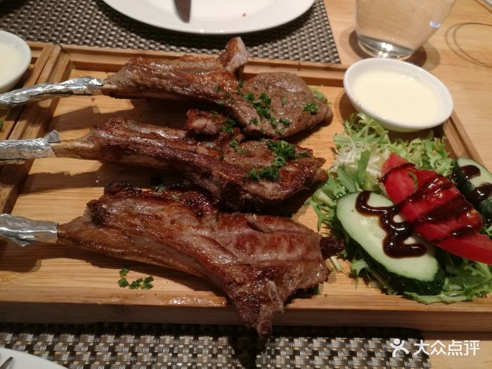 alameen阿拉伯餐厅烤羊肋排图片 - 第1张