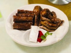 -椿记烧鹅(叠彩店)