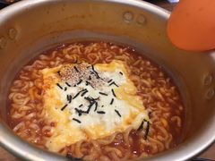 -肉甲韩国木炭烤肉(新壹街1店)