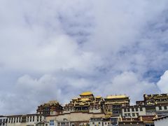 -噶丹松赞林寺