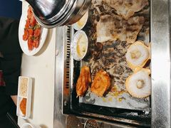 -爱客得牛排海鲜烤肉·火锅自助(春熙路黑金好店)