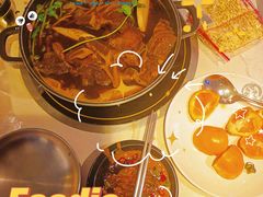 -运气牛自助酱大骨火锅(南京东路店)