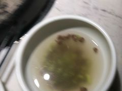 -左庭右院鲜牛肉火锅(浦江欢乐颂店)