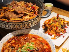 -小三峡食府(西五路店)