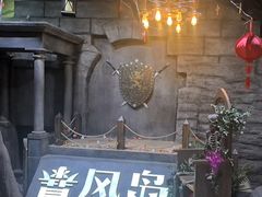 -暴风岛沉浸式体验馆(百联世纪店)