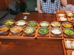 -银米·云南传统过桥米线(双廊黑金冠店)