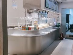 -老乡鸡(上海白玉兰广场店)