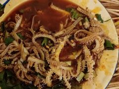 -拈签一笑黄牛肉辣卤串串
