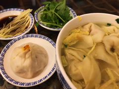 -笑来喜馄饨小笼工坊店(湖滨街店)