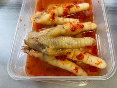 酸辣凤爪-芬芳甜品(同福路店)