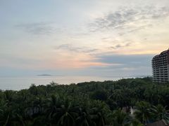 -三亚湾海居铂尔曼度假酒店