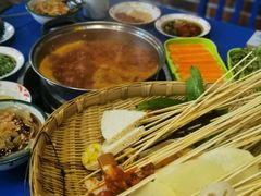 -马路边边火锅串串香(西城店)