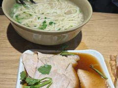 -亮亮拉面(师范路店)