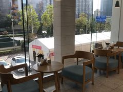 -焙丽拾光(麦凯乐直营店)