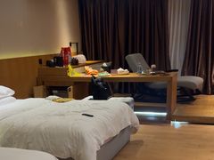 -优逸酒店(柳州窑埠古镇万象城店)