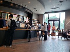-星巴克臻选(成都来福士店)