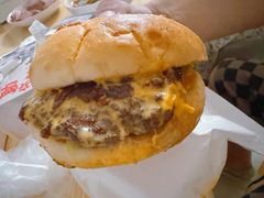 -必胜客(欢乐颂店)