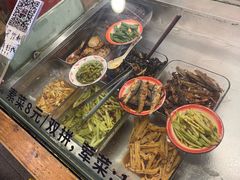 -矮子粉店1985·长沙米粉(湘春路店)
