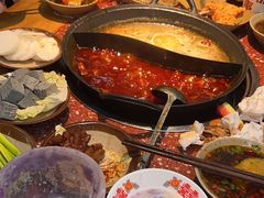 -赵美丽·重庆社区火锅·直营店(火车东站·中豪国际店)