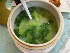 黄鳝鱼骨香菜豆腐汤-台山第一家兴华黄鳝饭·黄鳝婆(开平店)