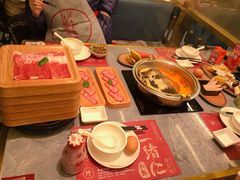 -一绪に寿喜烧(荟聚店)