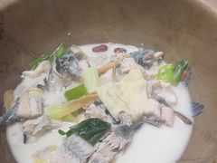 -滇香肴·云南菜蒸汽石锅鱼(云南北路店)