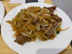 干炒牛河-成记海鲜粥(意大利风情街店)