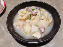 -新白鹿餐厅(金鹰新街口店)
