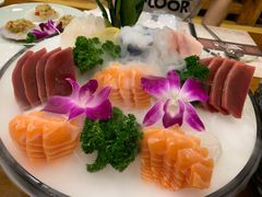 生鱼片-青瓦餐厅·生鱼片·韩园烤肉(西塔店)