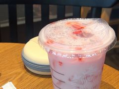 -星巴克臻选(成都来福士店)