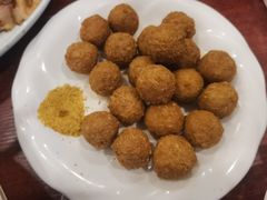 干炸丸子-聚首堂·特色小吃·肘子(什刹海德胜门店)