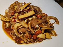 湘辣热卤-费大厨辣椒炒肉(新城吾悦广场店)