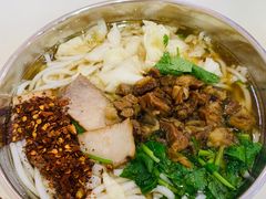 -花溪王记牛肉粉(四季花溪商场店)