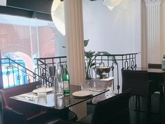 -LESCEDARS Brasserie Bistro香柏树
