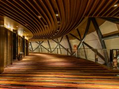 -上海滴水湖皇冠假日酒店