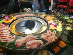-哈哈碳都·牛肋条无限自助烤肉(台江万达店)