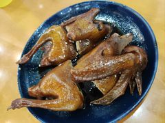 卤水乳鸽-煲煲掂风味煲仔饭餐厅(西区店)