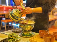 -沪上名羊天下•烤羊腿•东北烧烤•小龙虾(浦东直营总店)