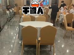 -金时代顺风大酒店(临港百联店)