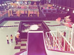 -嘿哟动霸CHUA·新潮玩运动娱乐中心·蹦床滑冰团建乐园