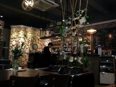 大堂-初见咖啡(青大路店)