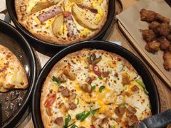 -必胜客(百联又一城店)