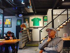 -京狮炙燥·精酿烧烤(首经贸店)