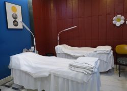 -爱空间美睫健康美甲