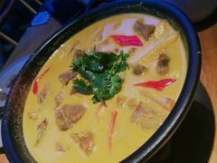 秦皇咖喱牛腩-云中界美食餐厅