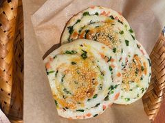 广式葱油饼-南拳十三姨·潮汕砂锅粥(世纪金源店)